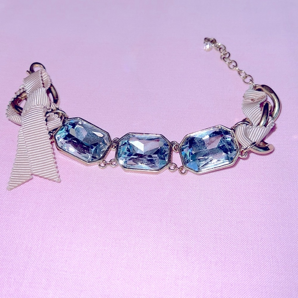 Ann Taylor Glass Stone and Gold Link Bracelet